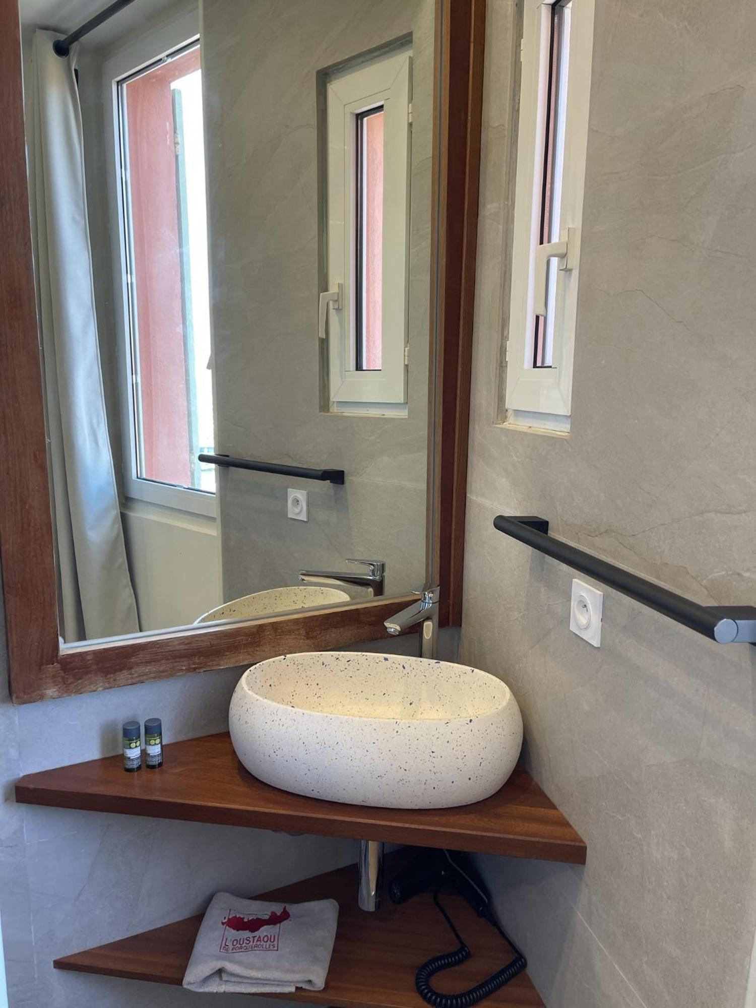 L'Oustaou De Porquerolles Hotel Room photo